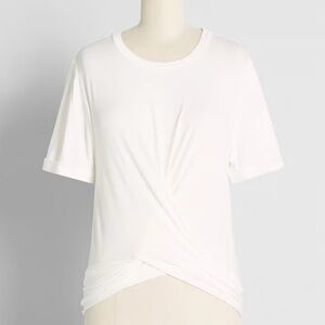 New ModCloth A Twist of Fun Knit Top Ivory Shirt